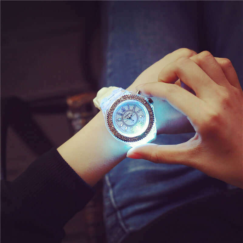 https://whisperwanda.com/products/led-luminous-watches-geneva-women-quartz-watch-women-ladies-silicone-bracelet-watches